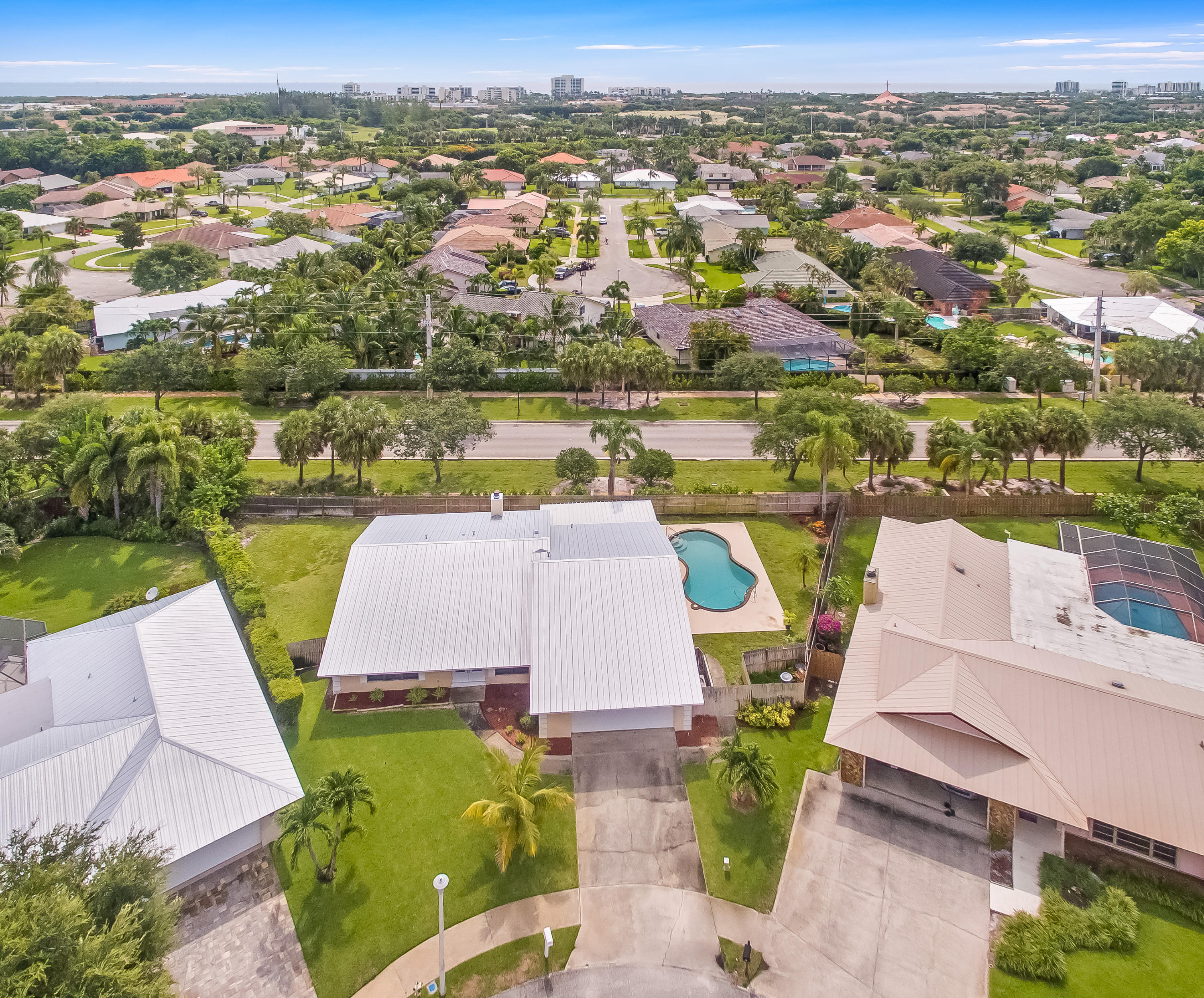 98 Hickory Hill Road Tequesta, FL 33469 - Photo 1 of 34 98 Hickory Hill Road_Tequesta Pines-1