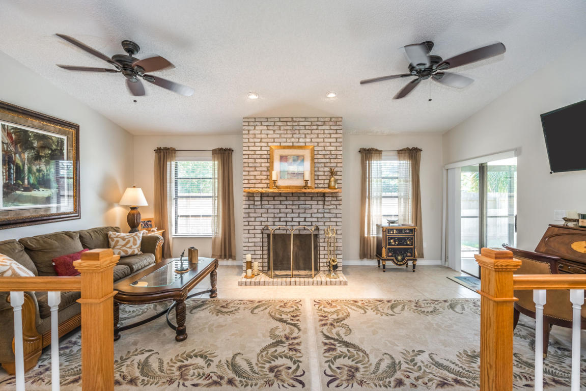 98 Hickory Hill Road Tequesta, FL 33469 - Photo 14 of 34 20190521193324234616000000-o