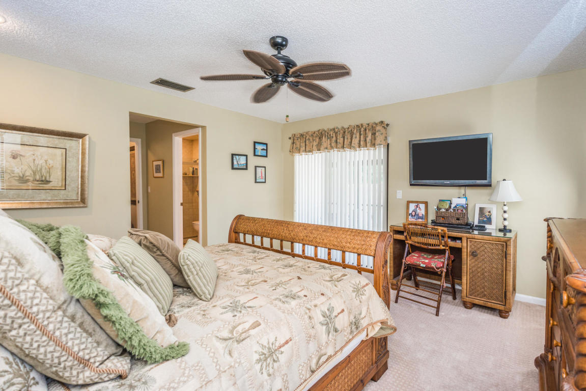 98 Hickory Hill Road Tequesta, FL 33469 - Photo 17 of 34 20190521193330009700000000-o