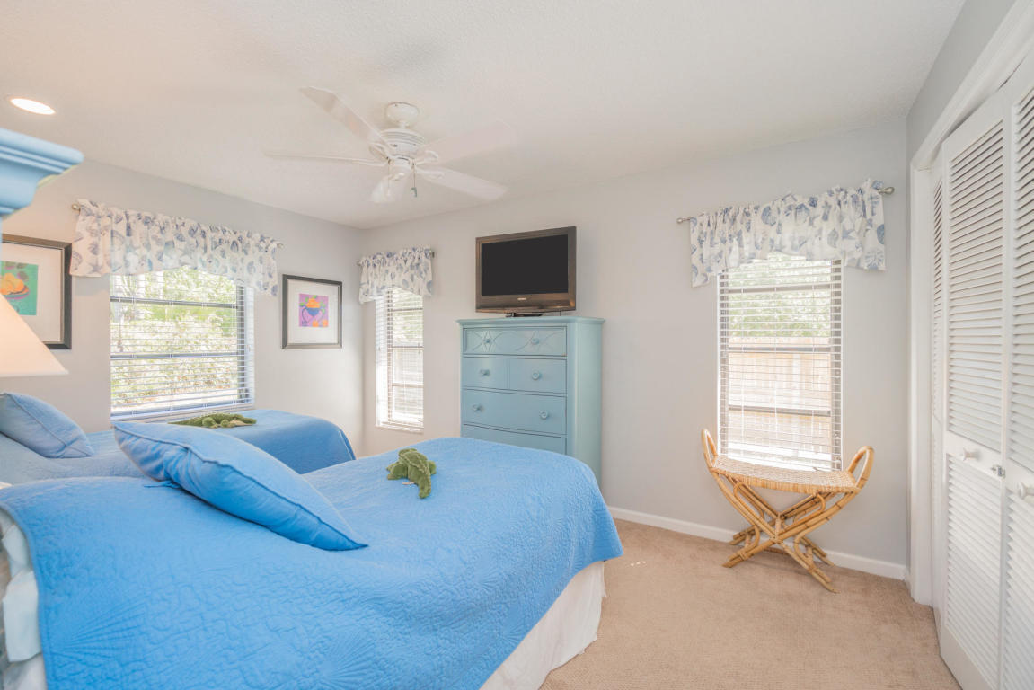 98 Hickory Hill Road Tequesta, FL 33469 - Photo 21 of 34 20190521193332425814000000-o