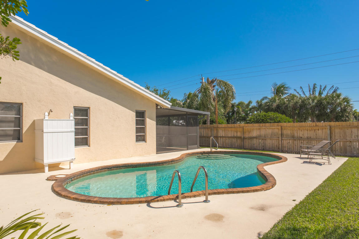 98 Hickory Hill Road Tequesta, FL 33469 - Photo 29 of 34 20190415181112239614000000-o