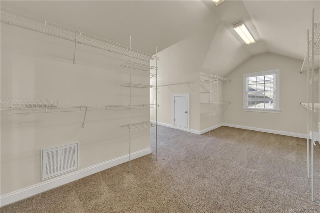 1514 Hubbard Court Fort Mill, SC 29708 - Photo 36 of 48 Gallery Image 36