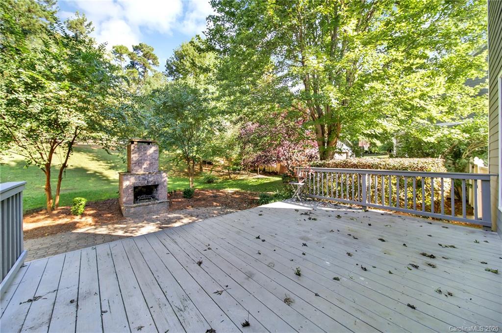 1514 Hubbard Court Fort Mill, SC 29708 - Photo 39 of 48 Gallery Image 39