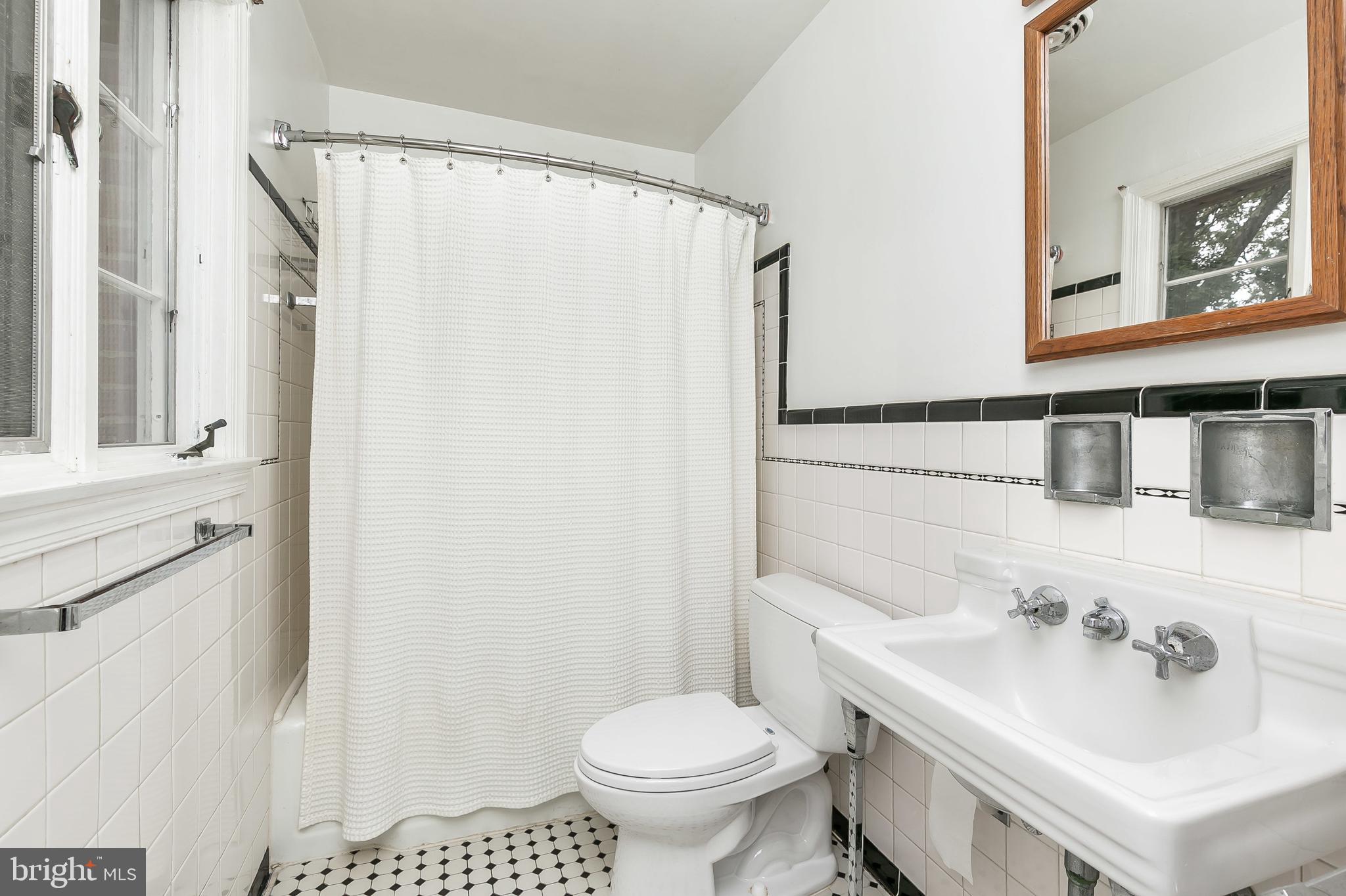1910 Haverhill Road Baltimore, MD 21234 - Photo 16 of 53 Gallery Image 16