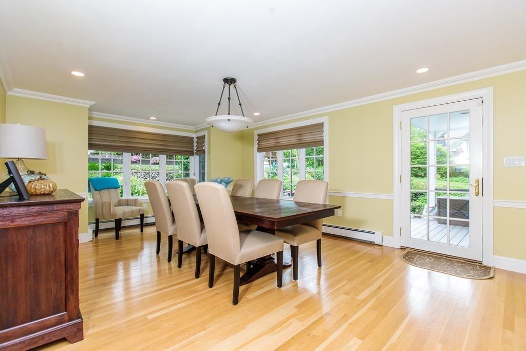 31 Barnstable Road Wellesley, MA 02481 - Photo 5 of 24