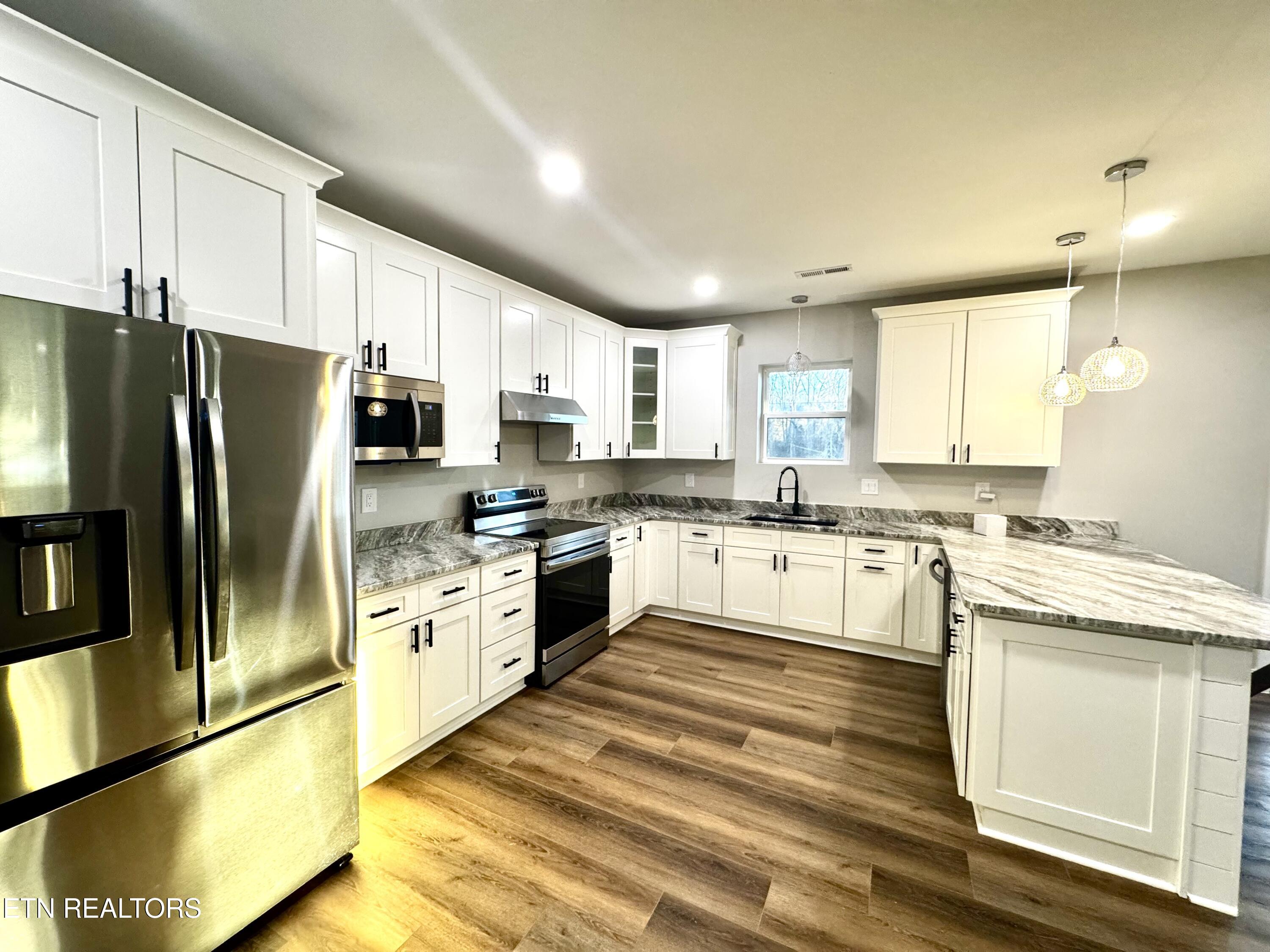1545 Slover Springs Road Dandridge, TN 37725 - Photo 13 of 55 Kitchen