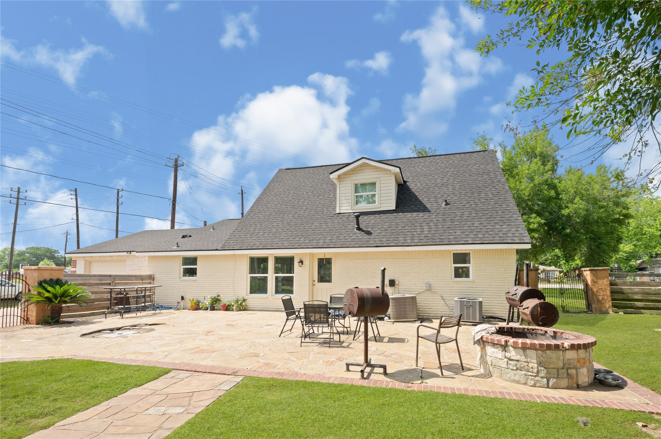 1500 Massey Tompkins Road Baytown, TX 77521 - Photo 21 of 26