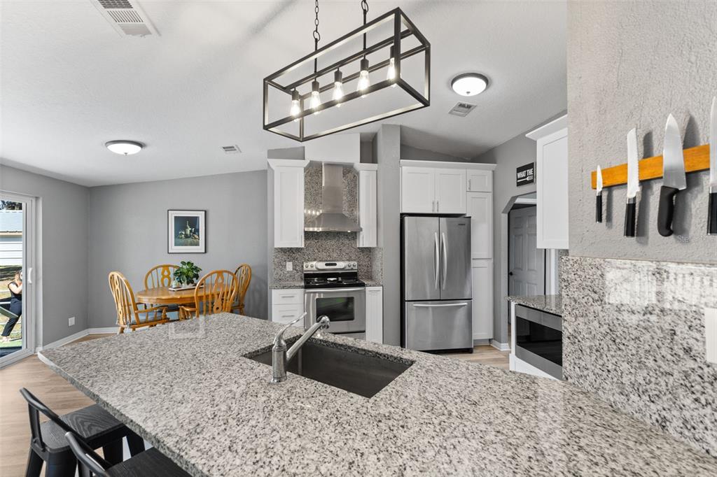 4115 Ryals Road Zephyrhills, FL 33541 - Photo 13 of 53