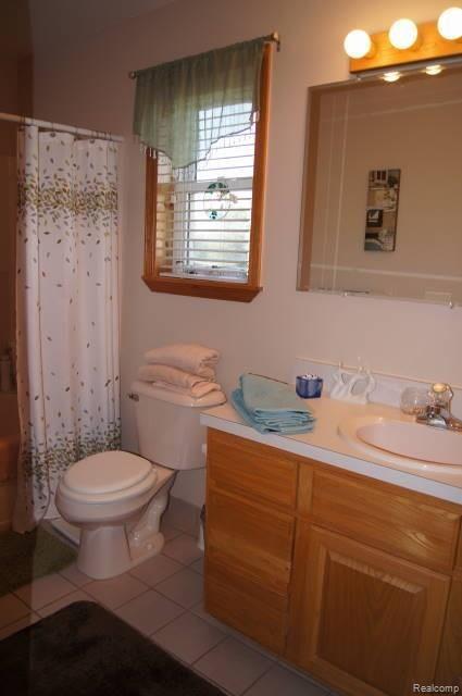 3970 Skinner Lake Road Lapeer, MI 48446 - Photo 17 of 36 DSC06905.JPG