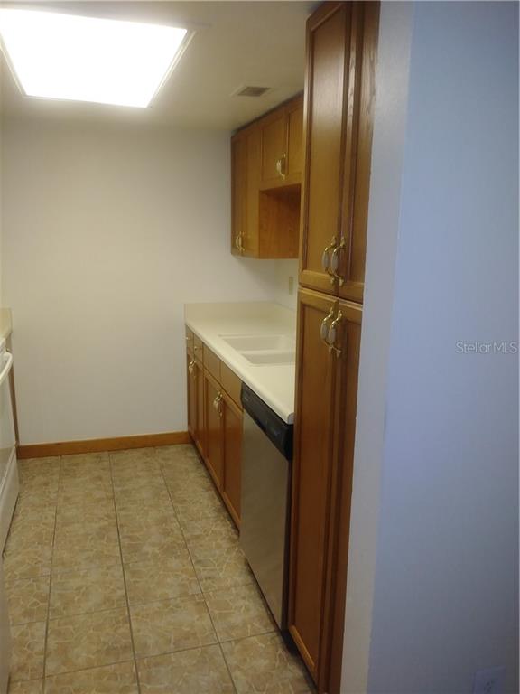 902 Lake Destiny Road, Unit B Altamonte Springs, FL 32714 - Photo 11 of 19 Gallery Image 11