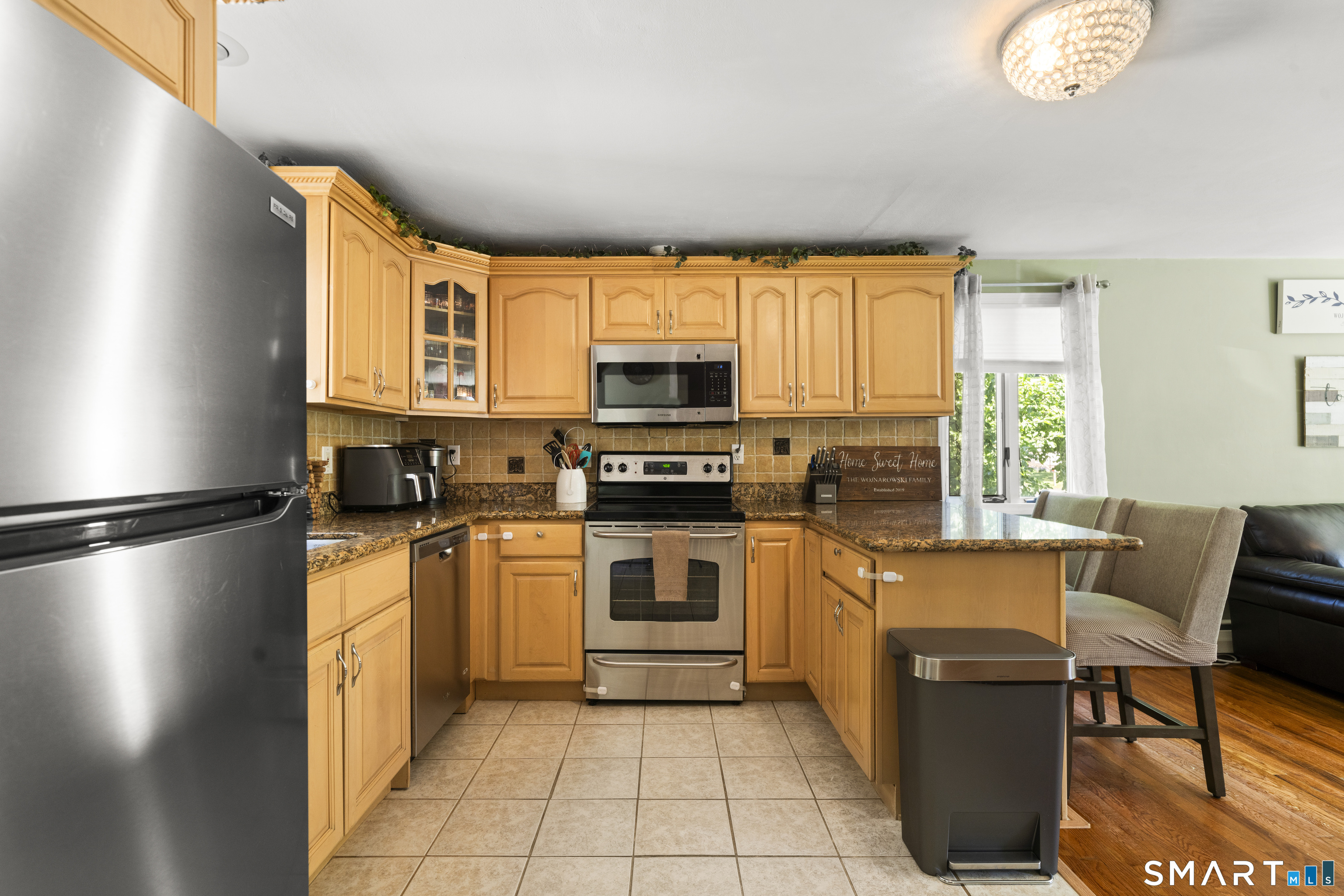 62 Butler Avenue Southington, CT 06489 - Photo 6 of 37