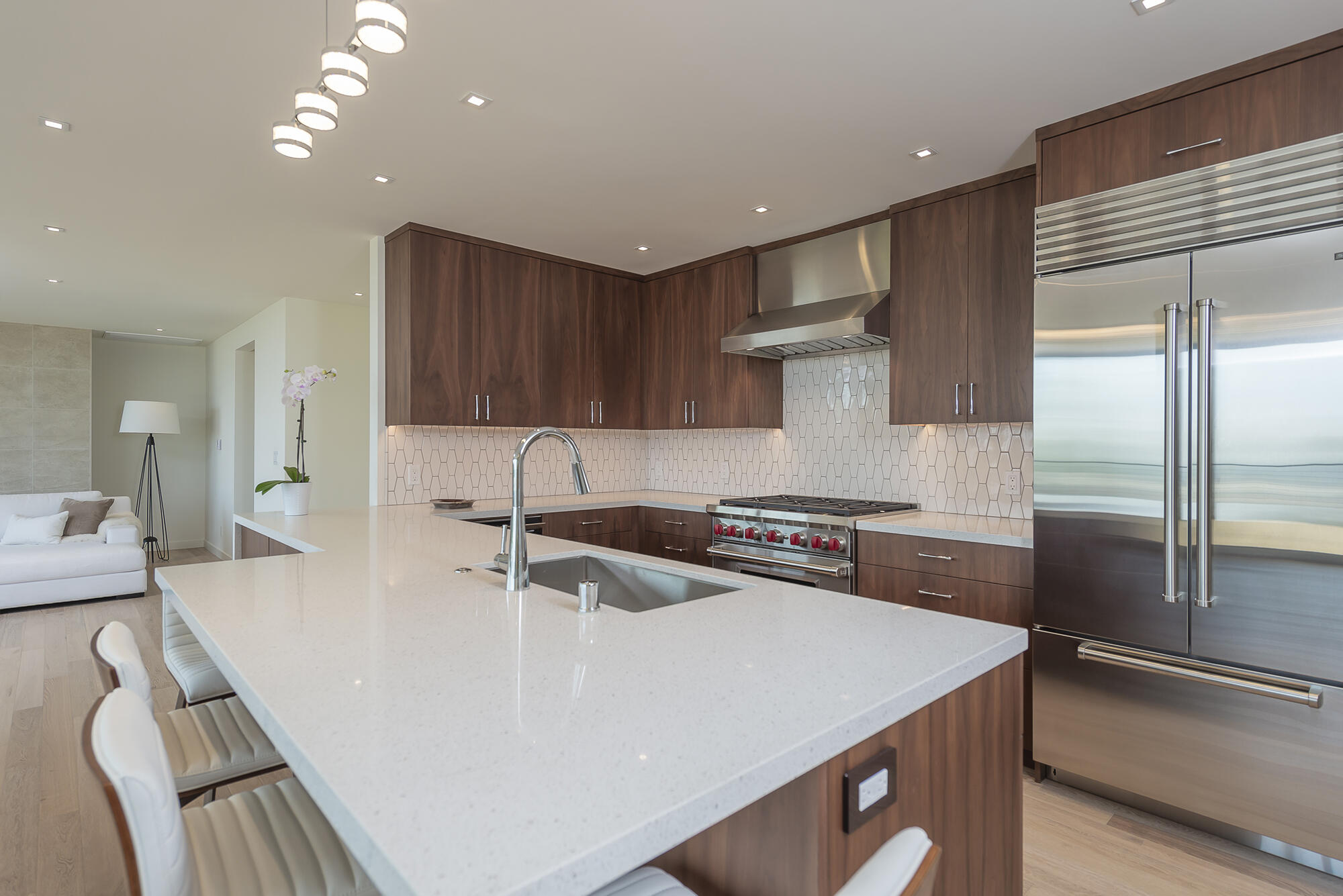 982 Jimeno Road Santa Barbara, CA 93103 - Photo 18 of 59 Kitchen 2