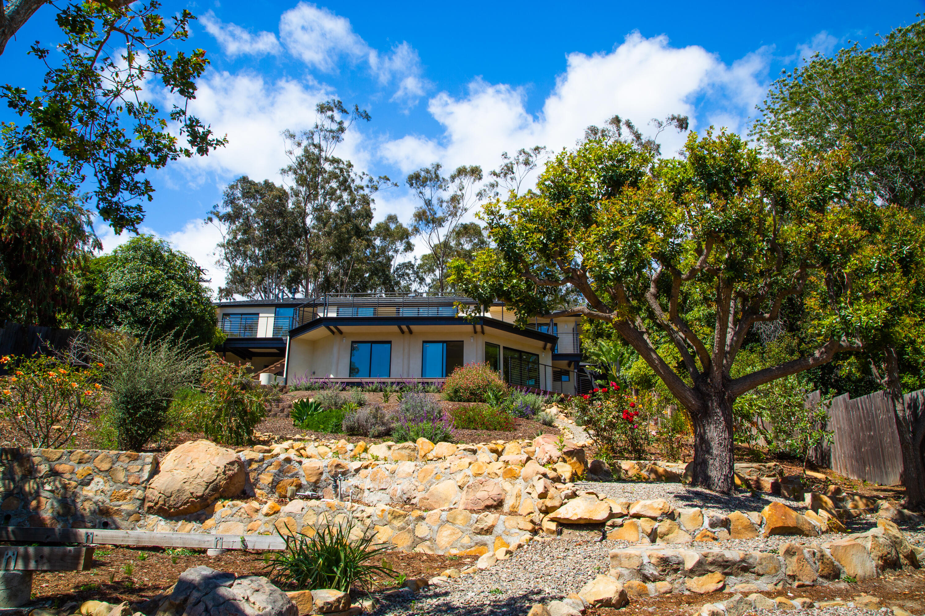 982 Jimeno Road Santa Barbara, CA 93103 - Photo 50 of 59 Back of House