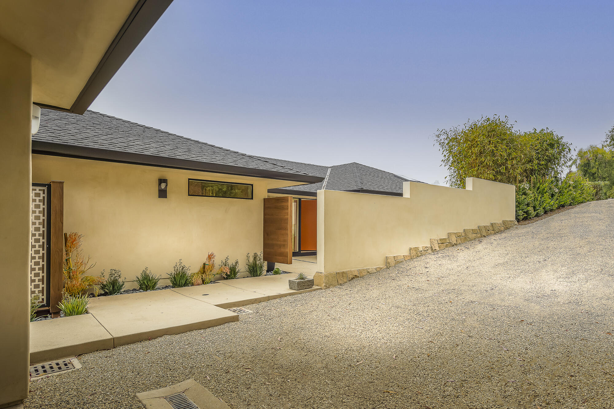 982 Jimeno Road Santa Barbara, CA 93103 - Photo 51 of 59 Front