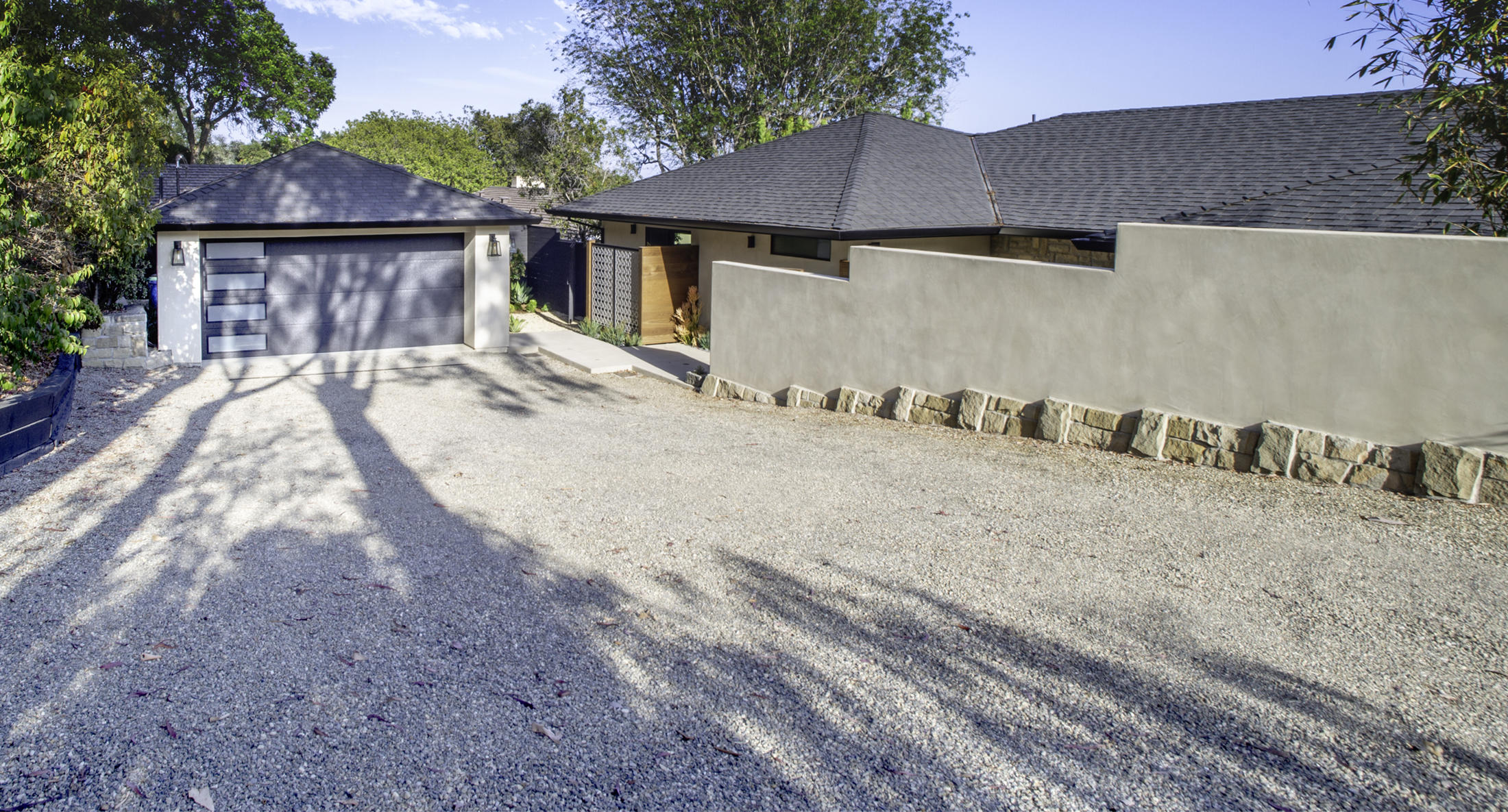982 Jimeno Road Santa Barbara, CA 93103 - Photo 54 of 59 Driveway