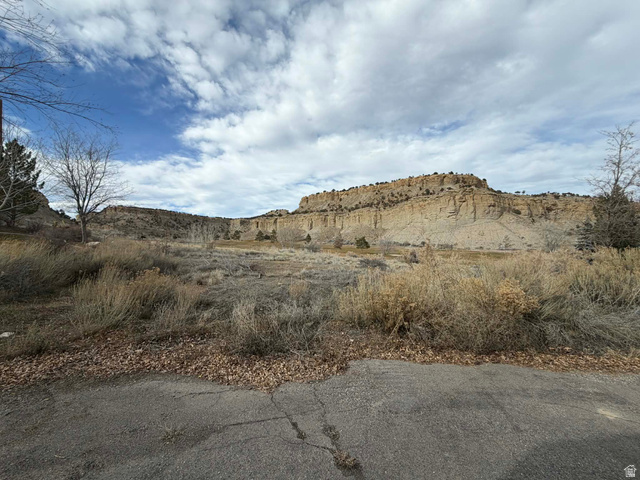 2595 Fairway Lane, Unit 11 Helper, UT 84526 - Photo 26 of 30