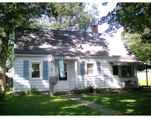 77 Superior Avenue Springfield, MA 01151 - Photo 1 of 4 Gallery Image 1