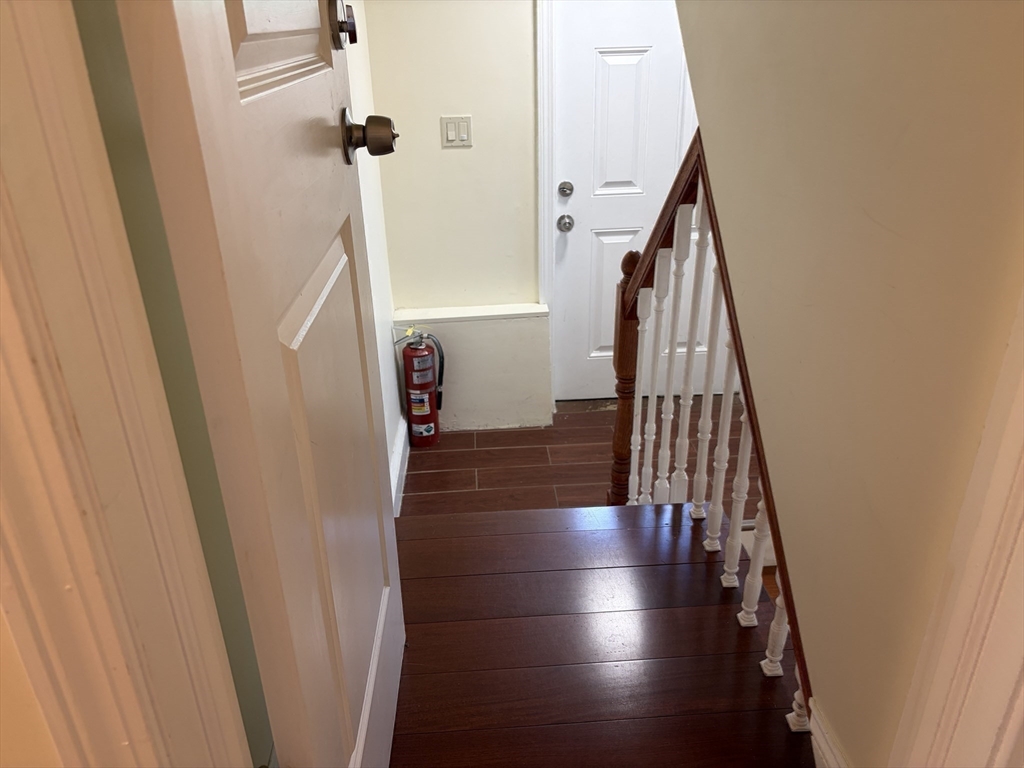 153 Walnut Street, Unit 1 Newton, MA 02460 - Photo 15 of 20