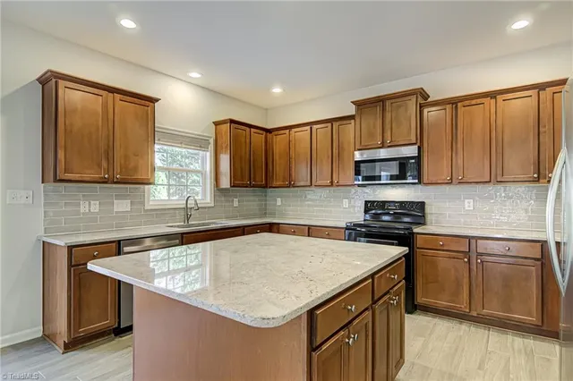 $3,200 | 3830 Durness Way, Greensboro, NC 27455