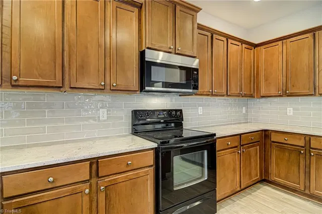 $3,200 | 3830 Durness Way, Greensboro, NC 27455