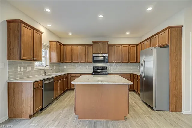 $3,200 | 3830 Durness Way, Greensboro, NC 27455