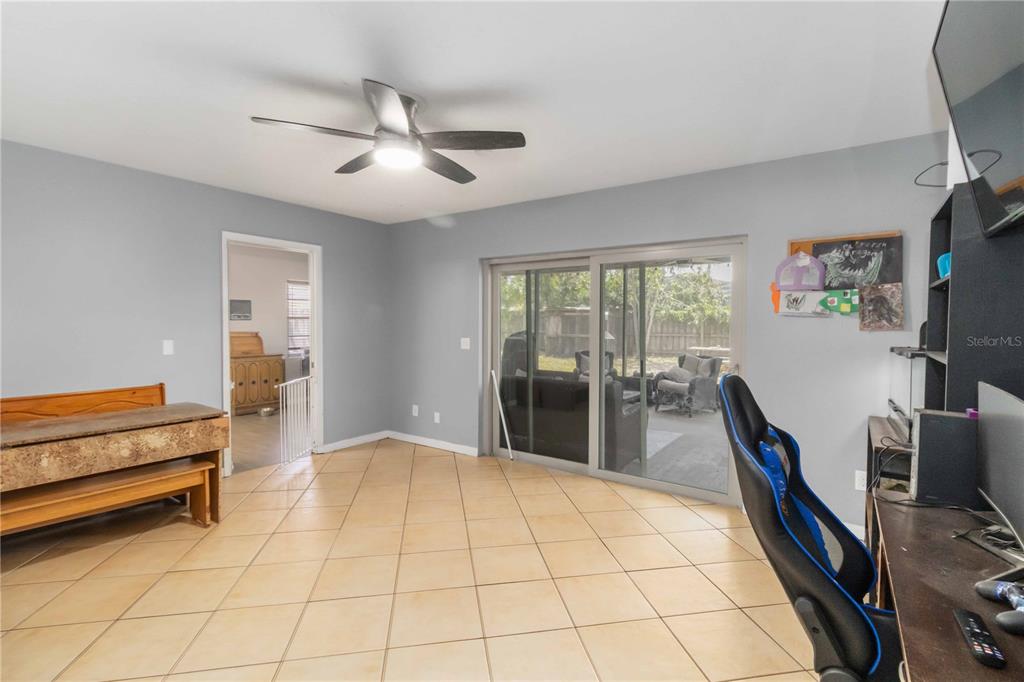 2935 Forest Circle Seffner, FL 33584 - Photo 15 of 36