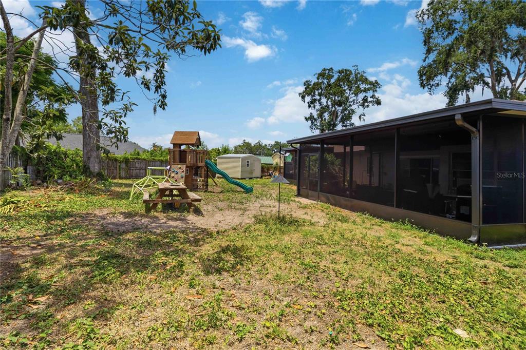 2935 Forest Circle Seffner, FL 33584 - Photo 31 of 36