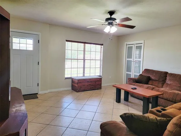 $358,900 | 2935 Forest Circle, Seffner, FL 33584