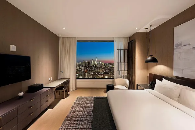 $7,495,000 | 25 West 28th Street, Unit 41D | NoMad