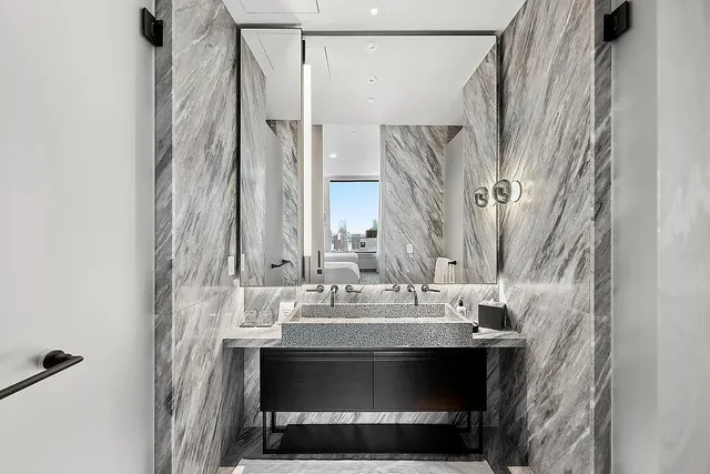 $7,495,000 | 25 West 28th Street, Unit 41D | NoMad