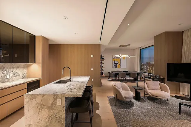 $7,495,000 | 25 West 28th Street, Unit 41D | NoMad