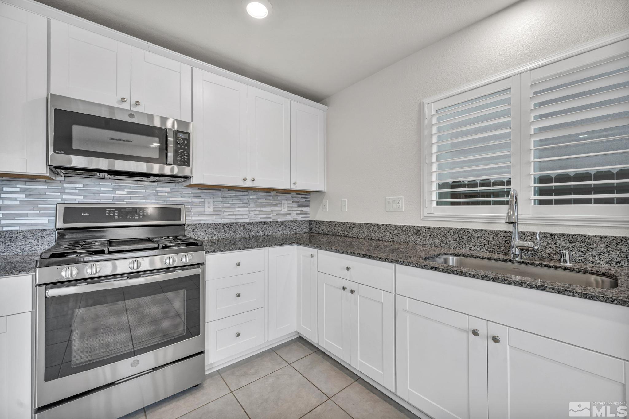 8840 Mahon Drive Reno, NV 89506 - Photo 9 of 33 Photo 9