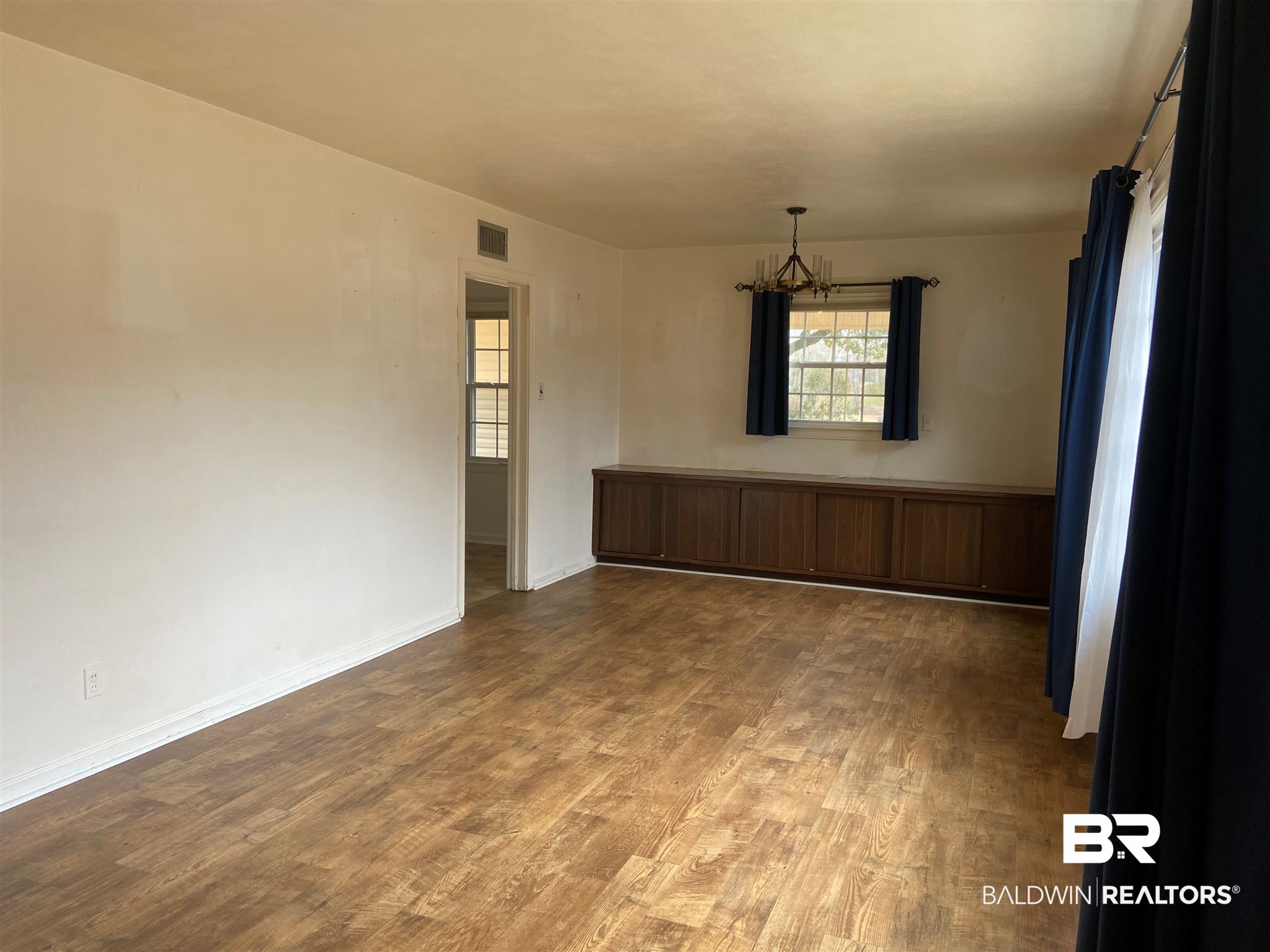 3151 Angus Drive South Mobile, AL 36606 - Photo 3 of 15