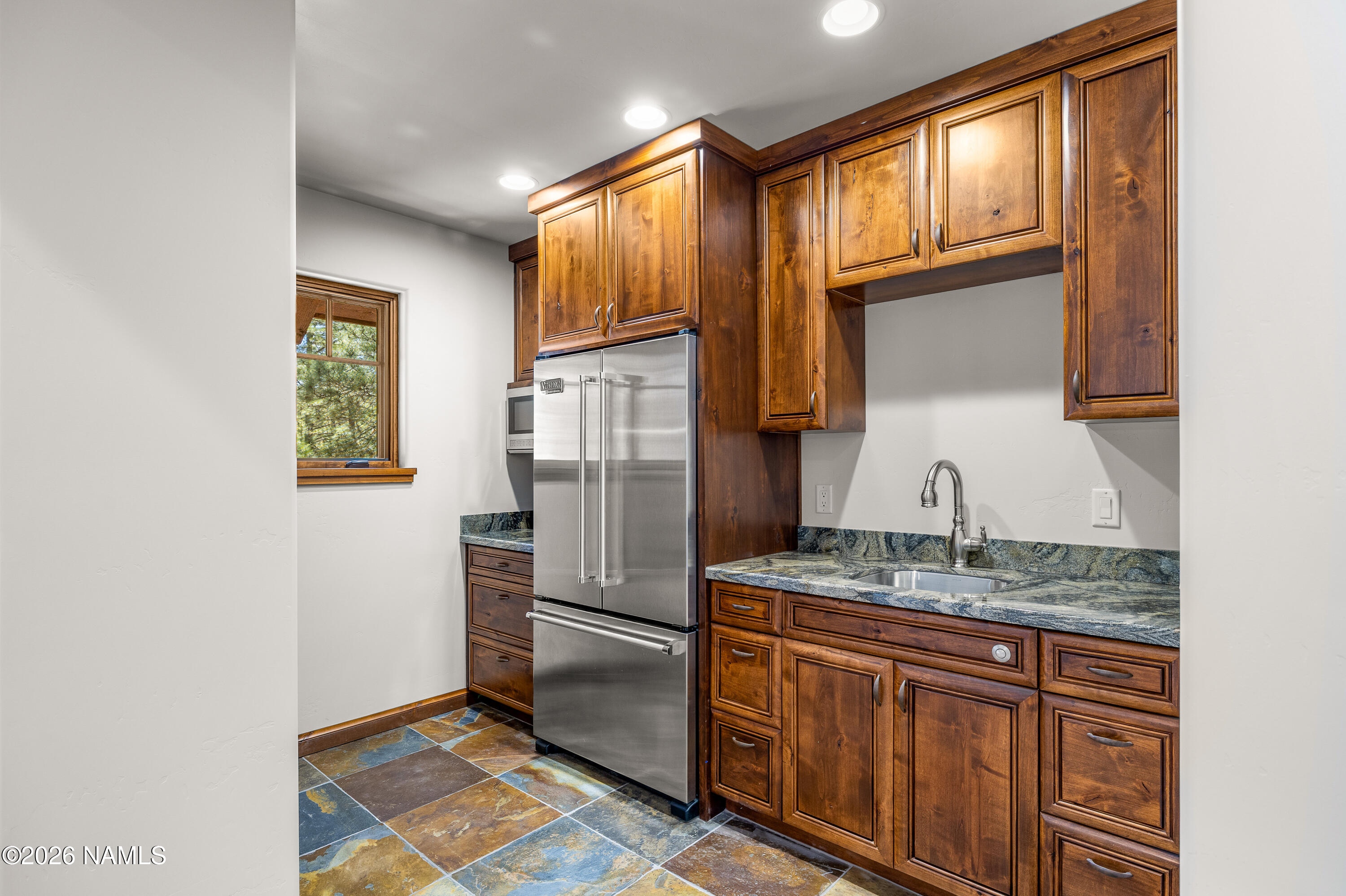 2398 East Del Rae Drive Flagstaff, AZ 86005 - Photo 45 of 82 Upper Level Kitchenette