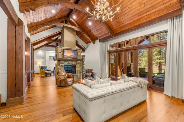 $4,999,999 | 2398 East Del Rae Drive, Flagstaff, AZ 86005