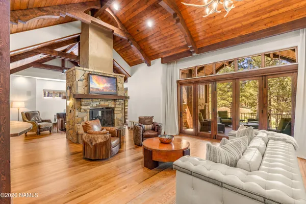 $4,999,999 | 2398 East Del Rae Drive, Flagstaff, AZ 86005