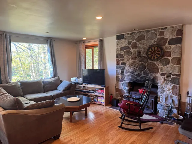 $400,000 | 1808 Route 100b Moretown Vt 05660, Moretown, VT 05660