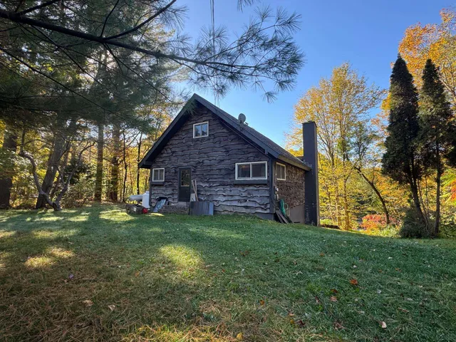 $400,000 | 1808 Route 100b Moretown Vt 05660, Moretown, VT 05660