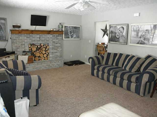 15201 Fairgrounds Road Centerburg, OH 43011 - Photo 14 of 24