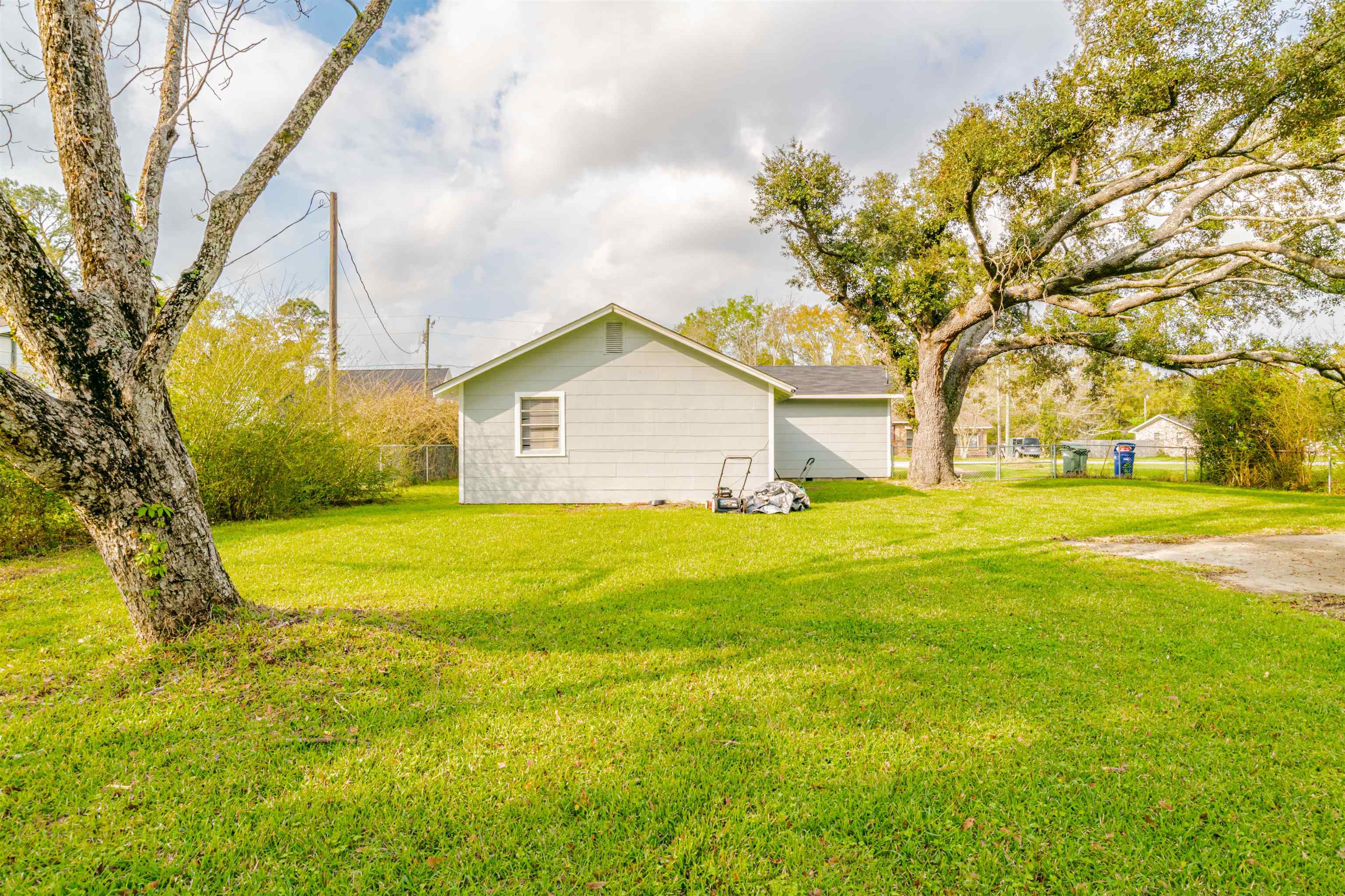 409 West Fig Avenue Foley, AL 36535 - Photo 24 of 24