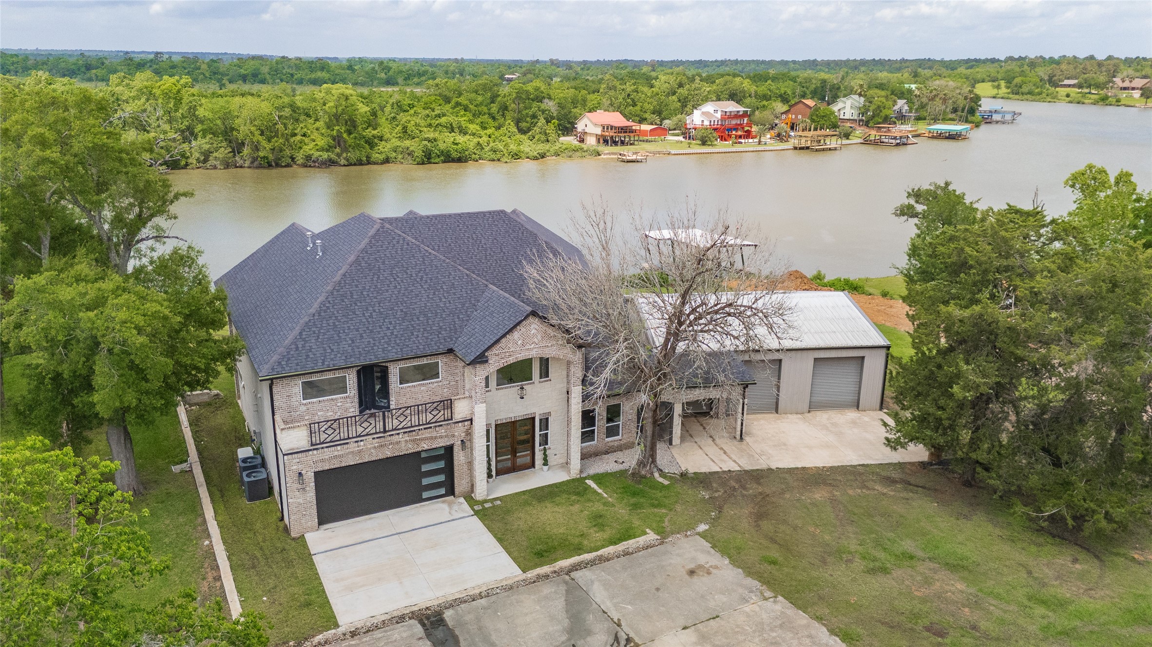 206 Elm Street Highlands, TX 77562 - Photo 13 of 50