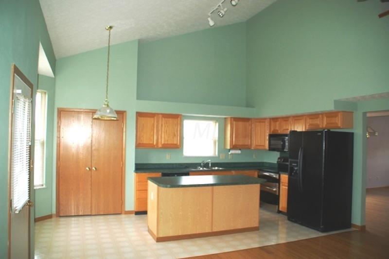 420 Barrington Ridge Pataskala, OH 43062 - Photo 10 of 17 Gallery Image 10