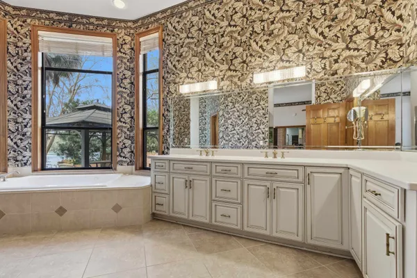 $1,100,000 | 8991 Winged Foot Drive, Tallahassee, FL 32312