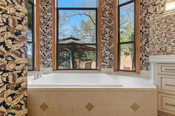 $1,100,000 | 8991 Winged Foot Drive, Tallahassee, FL 32312
