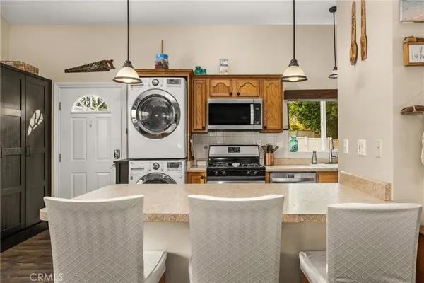 $2,400,000 | 6071 Sun View Road, Yorba Linda, CA 92886