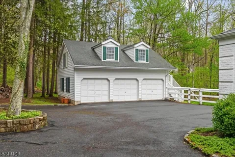 $1,649,000 | 4 Edward Shippen Lane, Morristown, NJ 07960