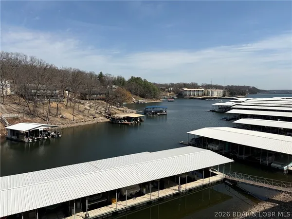 $269,900 | 40 Lighthouse Landing, Unit 202, Lake Ozark, MO 65049