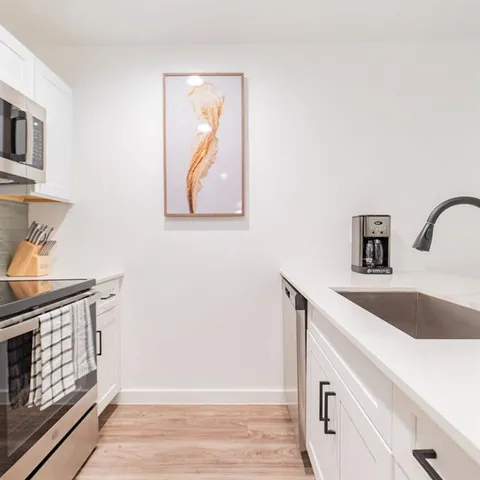 $1,000 | 606 North Marsalis Avenue, Unit 107, Dallas, TX 75203