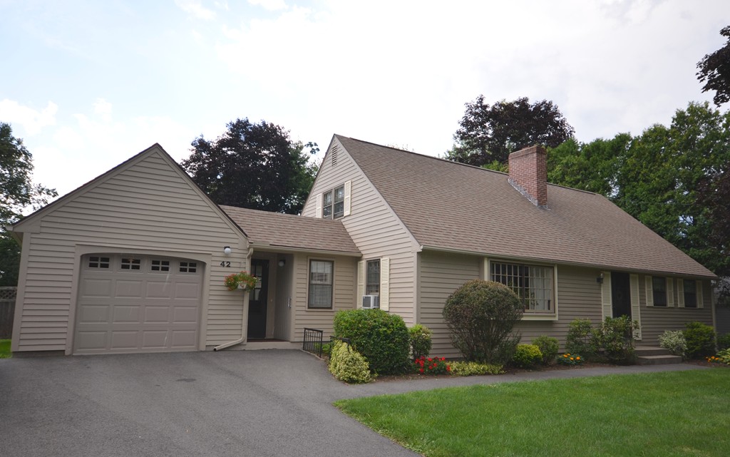 42 Hartman Road Amherst, MA 01002 - Photo 1 of 1 Gallery Image 1