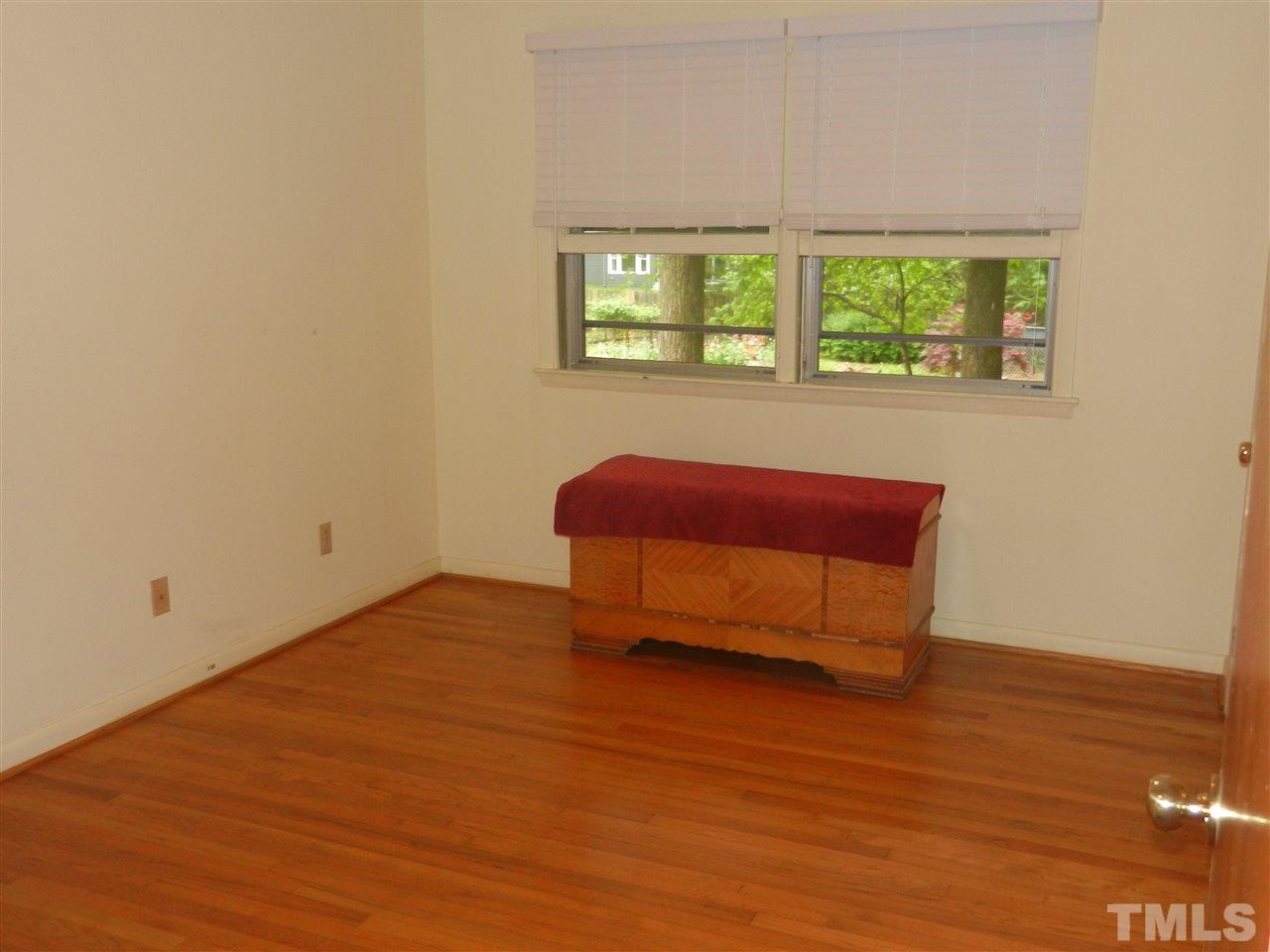 11613 Strickland Road Raleigh, NC 27613 - Photo 9 of 23 Gallery Image 9